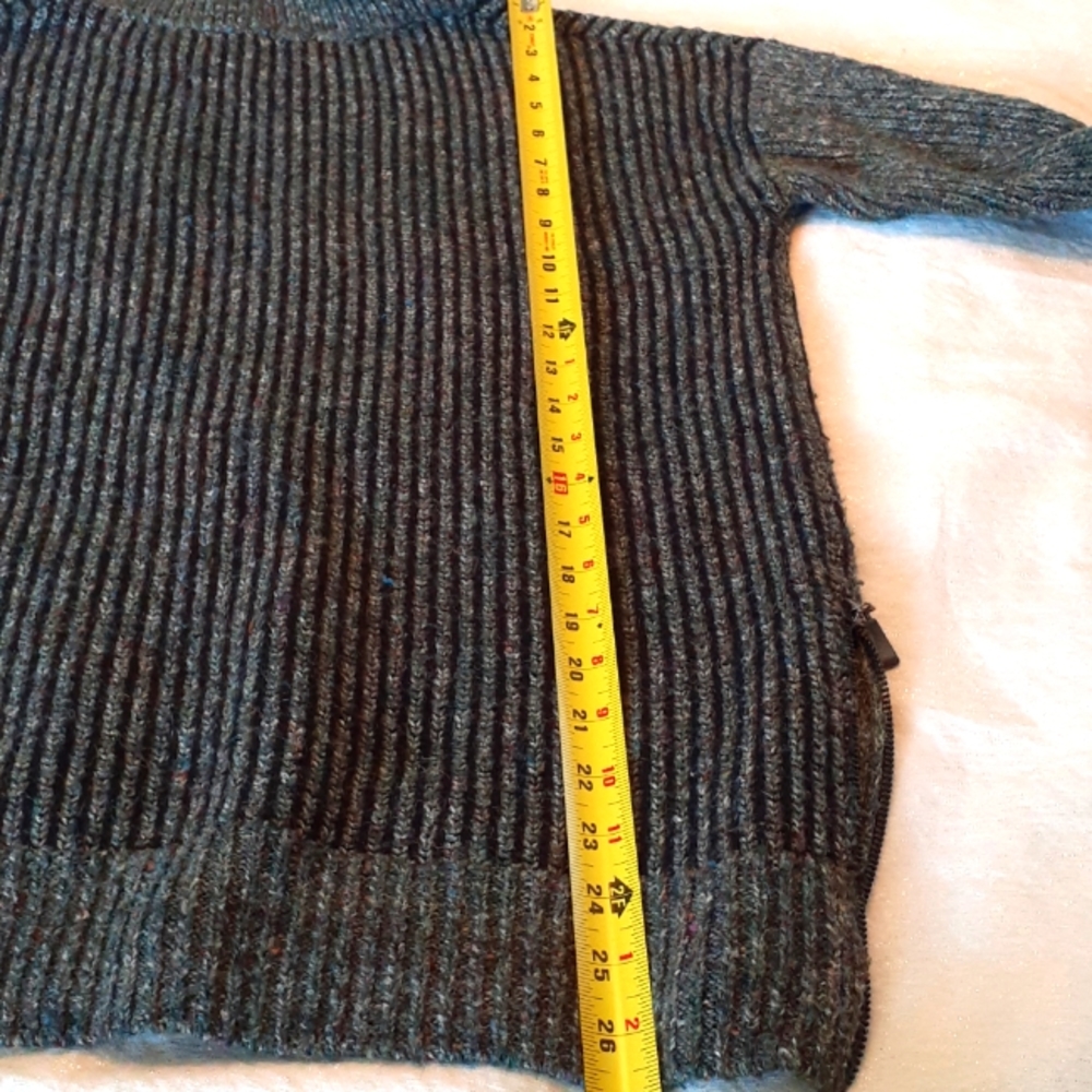 🛍Leo and Nicole Wool blend multicolored long sleeve turtleneck sweater size M - Picture 7 of 12